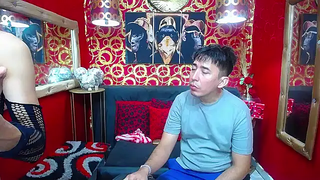 Snapshot of shannentrans chatting on 12-28-24, 01:17 shannentrans online show from 12-28-24, 01:17