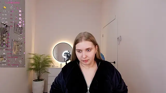 Adr1ana  online show from 01-24-25, 02:07