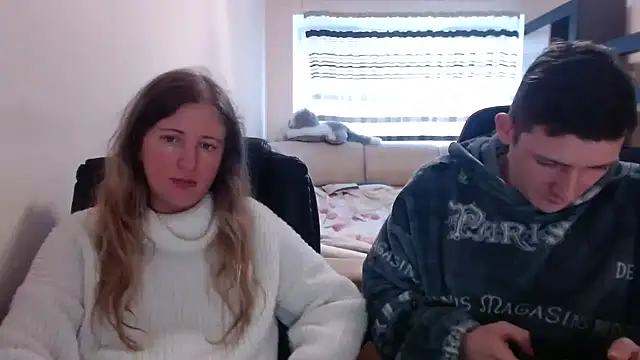 PeterAndJen online show from 03-21-25, 03:57