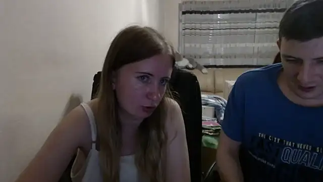 PeterAndJen online show from 09-09-25, 05:23