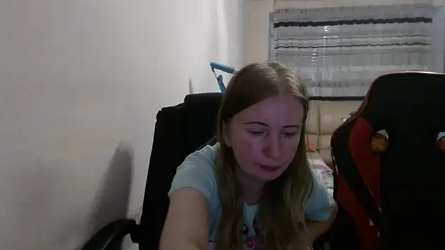 PeterAndJen online show from 09-15-25, 05:35