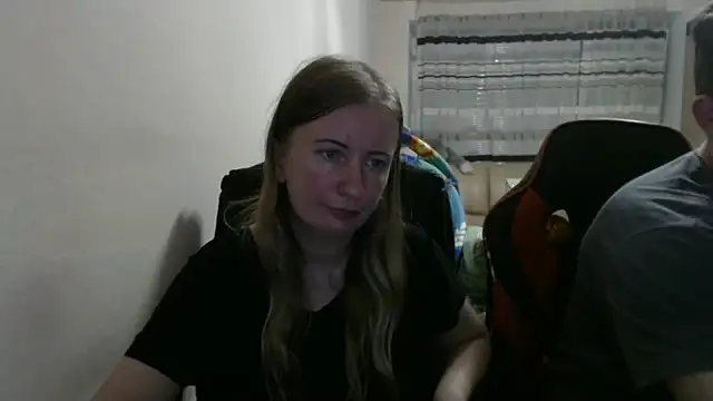 PeterAndJen online show from 09-19-25, 06:52