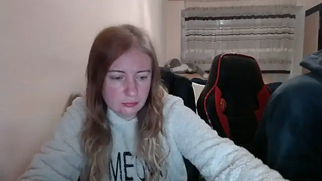 PeterAndJen online show from 11-11-25, 04:12