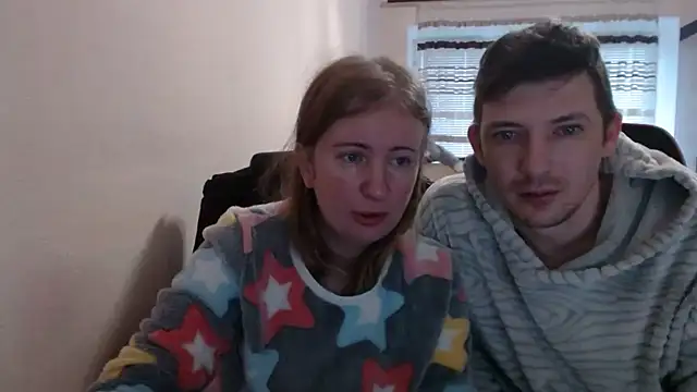 PeterAndJen online show from 11-23-25, 07:08