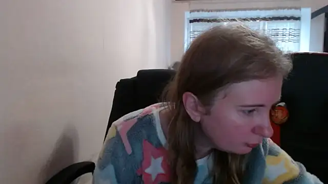 PeterAndJen online show from 11-28-25, 08:17