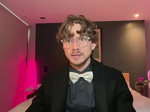 mcklister kinky feets online show from 02-14-26, 04:04