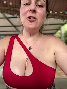 Snapshot of misslulipop chatting on 12-29-24, 08:58 misslulipop online show from 12-29-24, 08:58