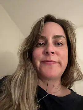 Snapshot of misslulipop chatting on 03-14-25, 01:16 misslulipop online show from 03-14-25, 01:16