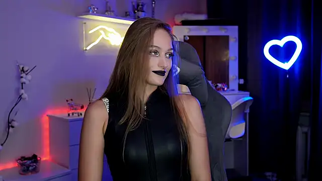 Snapshot of MrsTenderBeast chatting on 10-05-25, 06:28 MrsTenderBeast online show from 10-05-25, 06:28