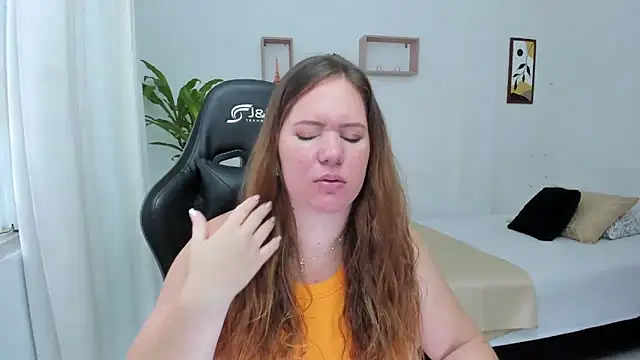 tamy shine87 online show from 12-15-24, 06:04