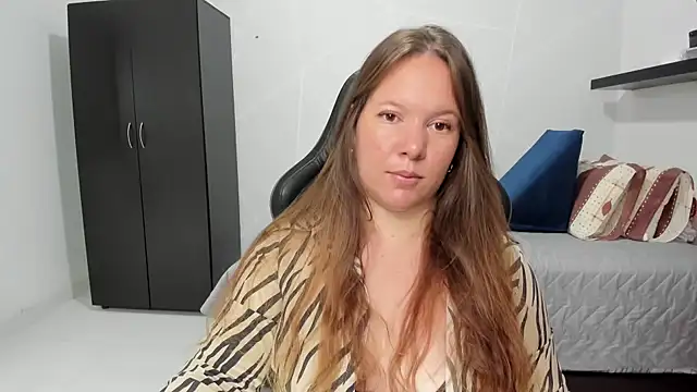 tamy shine87 online show from 09-28-25, 07:41