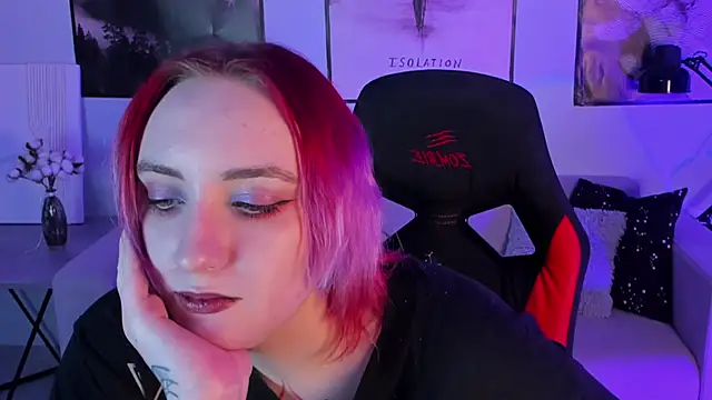 AsheLucker online show from 01-17-25, 02:50