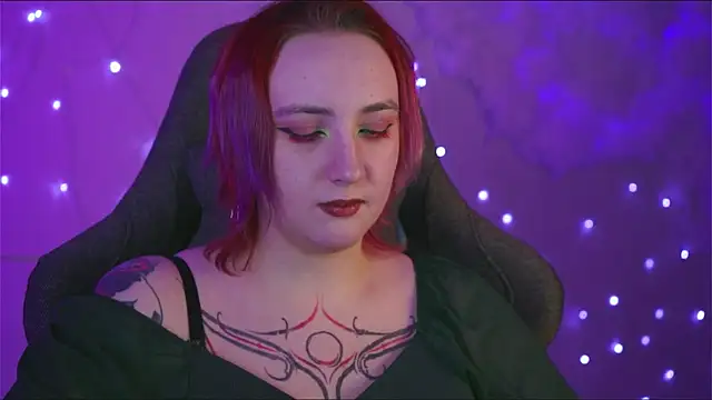 AsheLucker online show from 01-17-25, 11:40