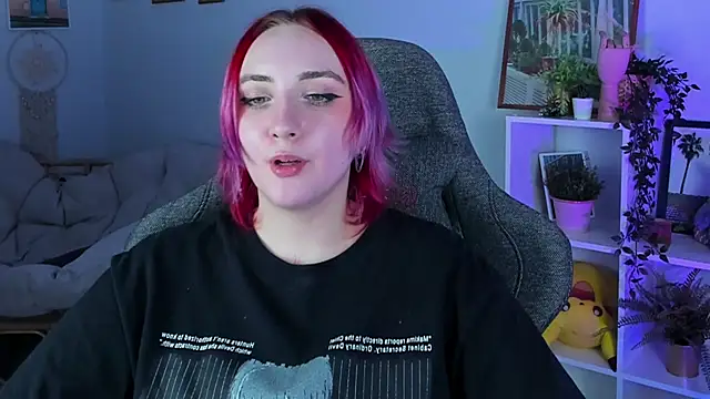 AsheLucker online show from 01-19-25, 01:10