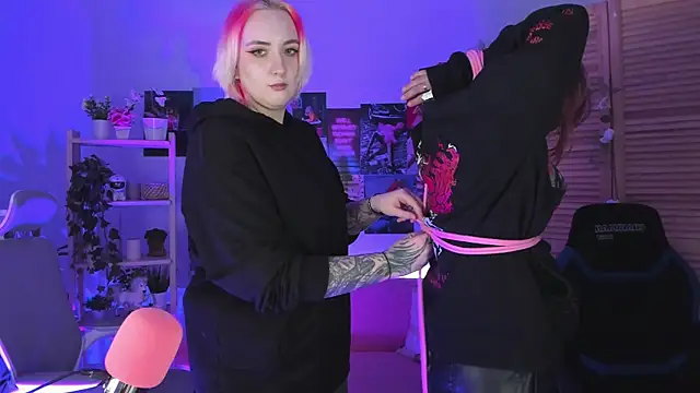 AsheLucker online show from 02-13-25, 11:47