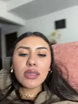 Snapshot of Ambar_pe_ chatting on 01-05-25, 03:32 Ambar pe online show from 01-05-25, 03:32