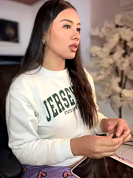 Ambar pe  online show from 10-26-25, 06:58