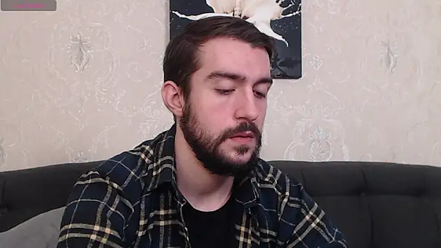 Snapshot of Dylan_Best chatting on 12-17-24, 10:43 Dylan Best online show from 12-17-24, 10:43