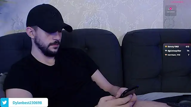 Snapshot of Dylan_Best chatting on 02-16-25, 12:54 Dylan Best online show from 02-16-25, 12:54