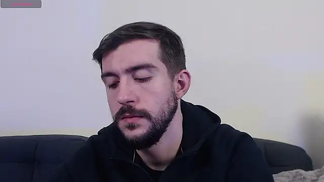 Snapshot of Dylan_Best chatting on 02-20-25, 01:57 Dylan Best online show from 02-20-25, 01:57