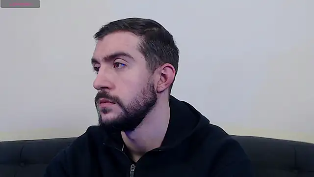 Snapshot of Dylan_Best chatting on 02-23-25, 01:42 Dylan Best online show from 02-23-25, 01:42