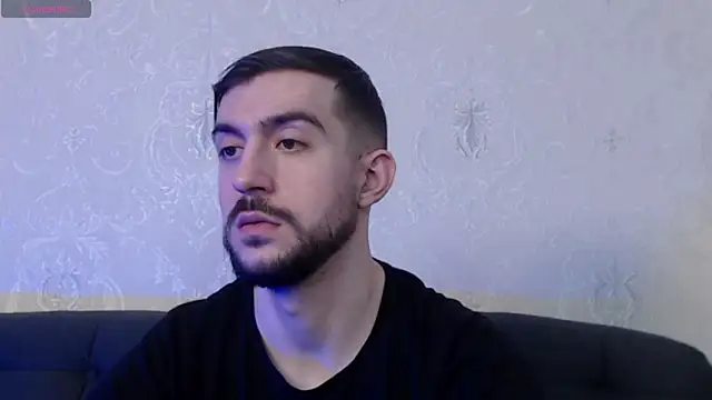 Snapshot of Dylan_Best chatting on 03-11-25, 03:48 Dylan Best online show from 03-11-25, 03:48