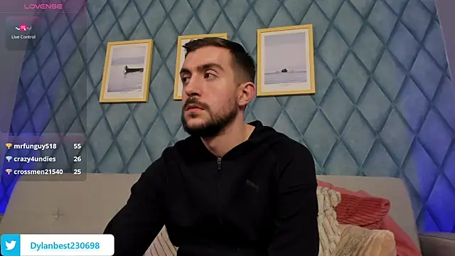 Snapshot of Dylan_Best chatting on 03-18-25, 02:48 Dylan Best online show from 03-18-25, 02:48