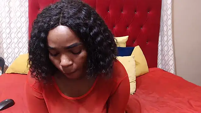 Snapshot of EBONYBUSTYY chatting on 03-06-25, 06:48 EBONYBUSTYY online show from 03-06-25, 06:48