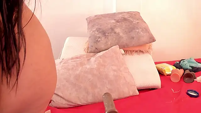 IsiisLovei online show from 01-27-25, 06:09