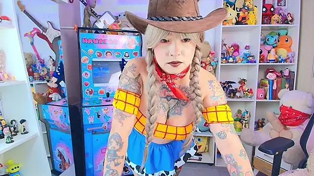 Snapshot of meda_kawaii_ chatting on 10-02-25, 09:55 meda kawaii  online show from 10-02-25, 09:55