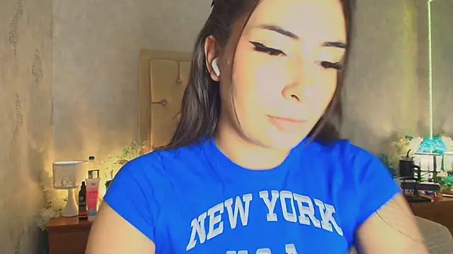 nini love01 online show from 02-03-25, 04:14