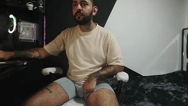 TeddyGominola  online show from 10-06-25, 04:15