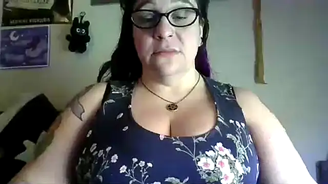 GothyBaby online show from 03-30-26, 06:09