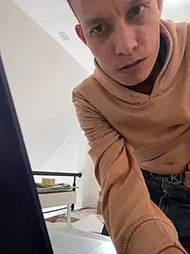 yequeal online show from 03-01-25, 08:21