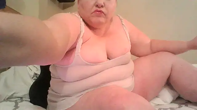 Snapshot of atlwebbie75 chatting on 02-11-26, 09:25 atlwebbie75 online show from 02-11-26, 09:25