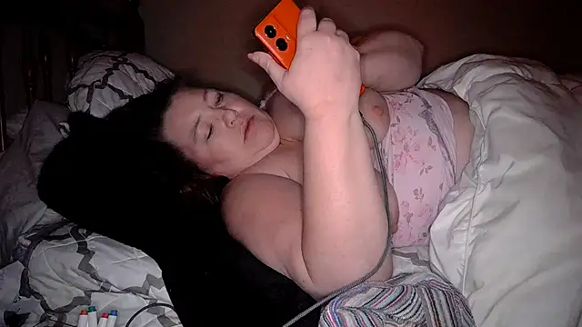 Snapshot of atlwebbie75 chatting on 02-14-26, 09:17 atlwebbie75 online show from 02-14-26, 09:17