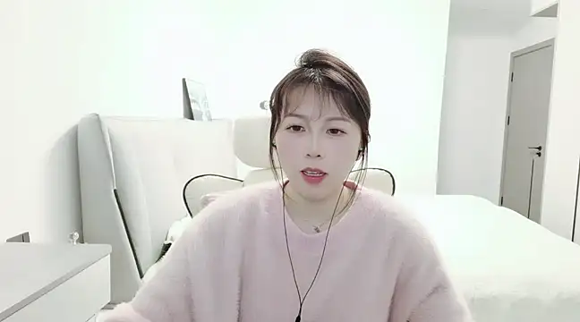 Sunset glow online show from 02-21-25, 03:43