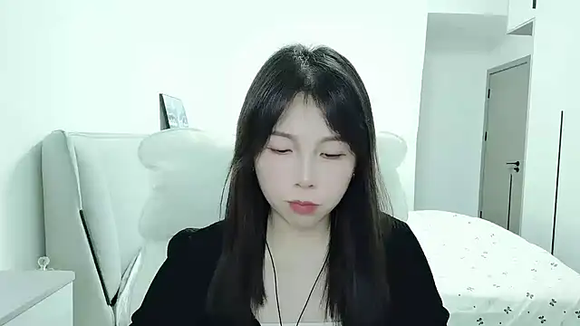 Sunset glow online show from 11-06-25, 03:24