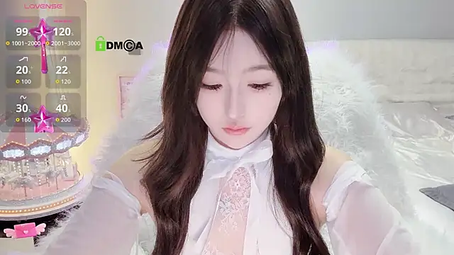 Happy Kitty online show from 11-20-25, 03:12