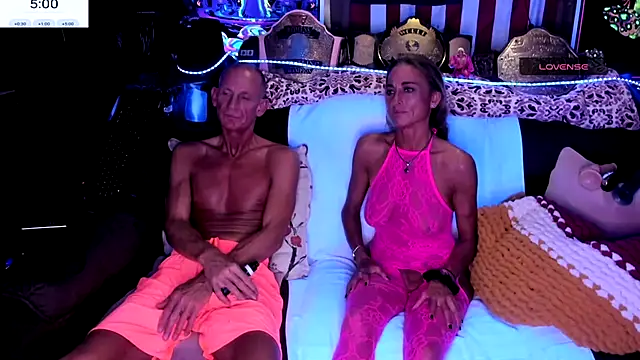 Snapshot of ShannNikkii420 chatting on 11-02-25, 12:24 ShannNikkii420 online show from 11-02-25, 12:24