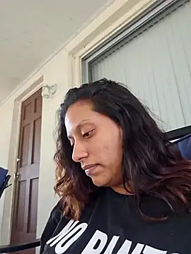 Snapshot of Nikkierosee chatting on 12-14-24, 02:42 Nikkierosee online show from 12-14-24, 02:42