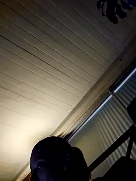 Snapshot of Nikkierosee chatting on 12-18-24, 11:56 Nikkierosee online show from 12-18-24, 11:56