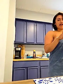 Snapshot of Nikkierosee chatting on 09-14-25, 02:49 Nikkierosee online show from 09-14-25, 02:49