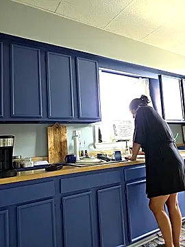 Snapshot of Nikkierosee chatting on 10-02-25, 02:13 Nikkierosee online show from 10-02-25, 02:13