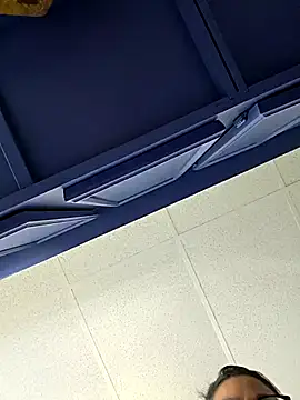 Snapshot of Nikkierosee chatting on 10-09-25, 03:43 Nikkierosee online show from 10-09-25, 03:43