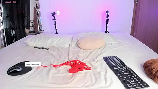 AgathaFoxx online show from 02-03-26, 05:51