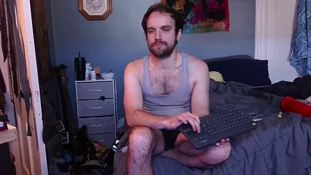 Snapshot of hpluvsplata chatting on 10-17-25, 05:26 hpluvsplata online show from 10-17-25, 05:26