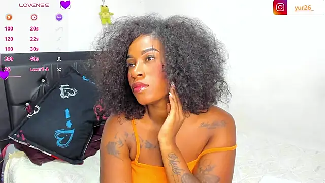 Brandiibrow online show from 03-10-25, 10:13