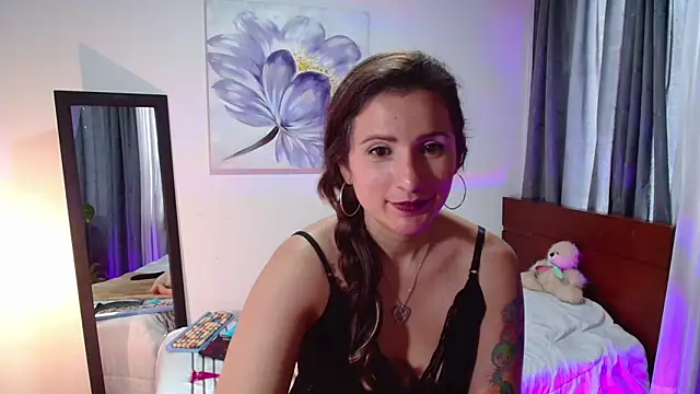 Snapshot of vanessabrown_ chatting on 02-12-25, 04:11 vanessabrown online show from 02-12-25, 04:11