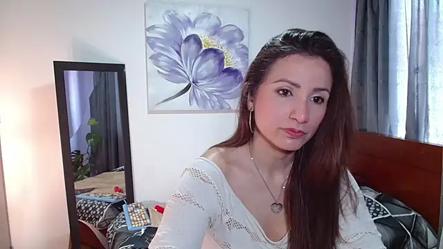 Snapshot of vanessabrown_ chatting on 03-15-25, 02:55 vanessabrown online show from 03-15-25, 02:55